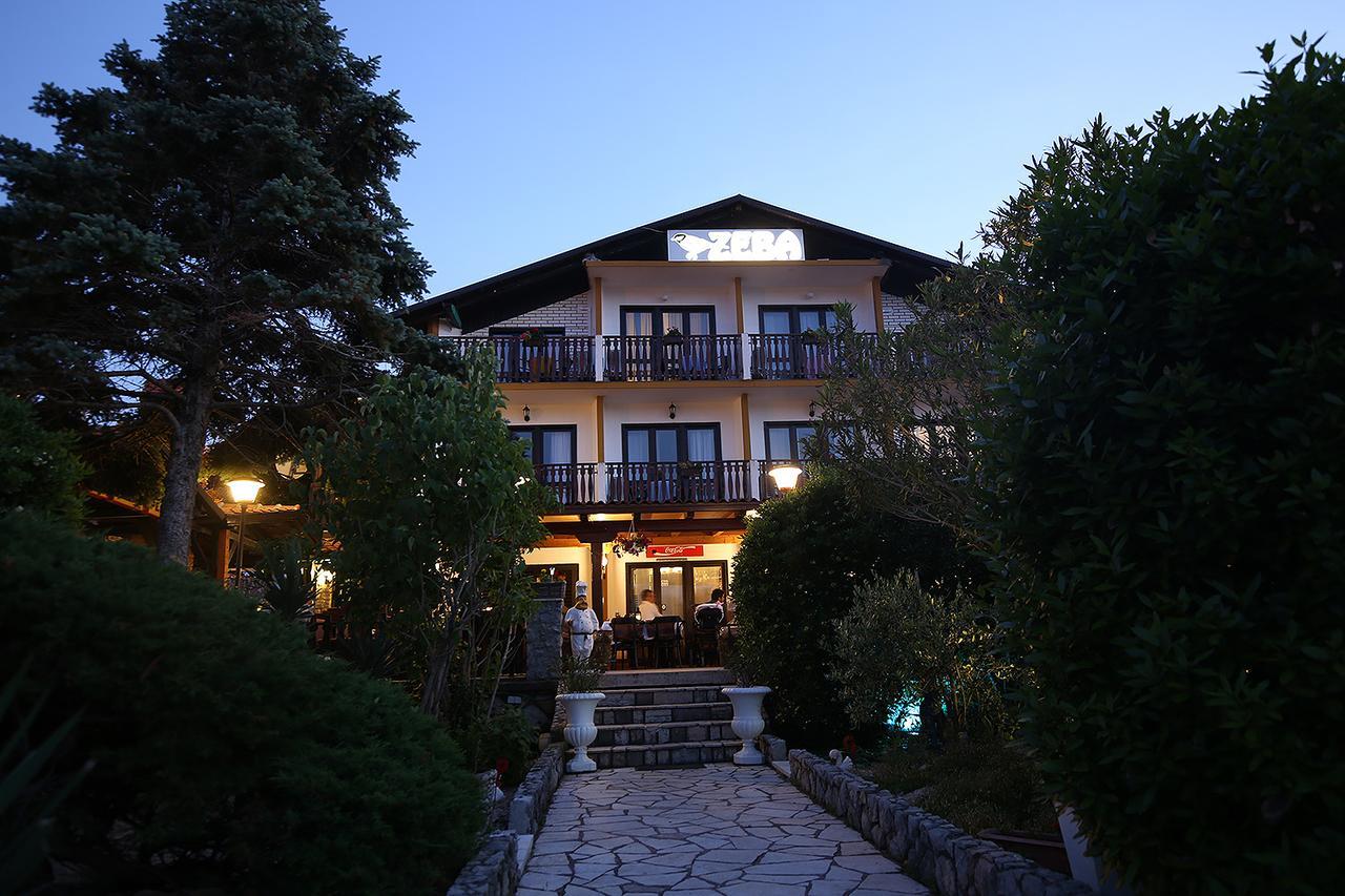 Guest House Zeba & Riviera Šilo Exteriér fotografie