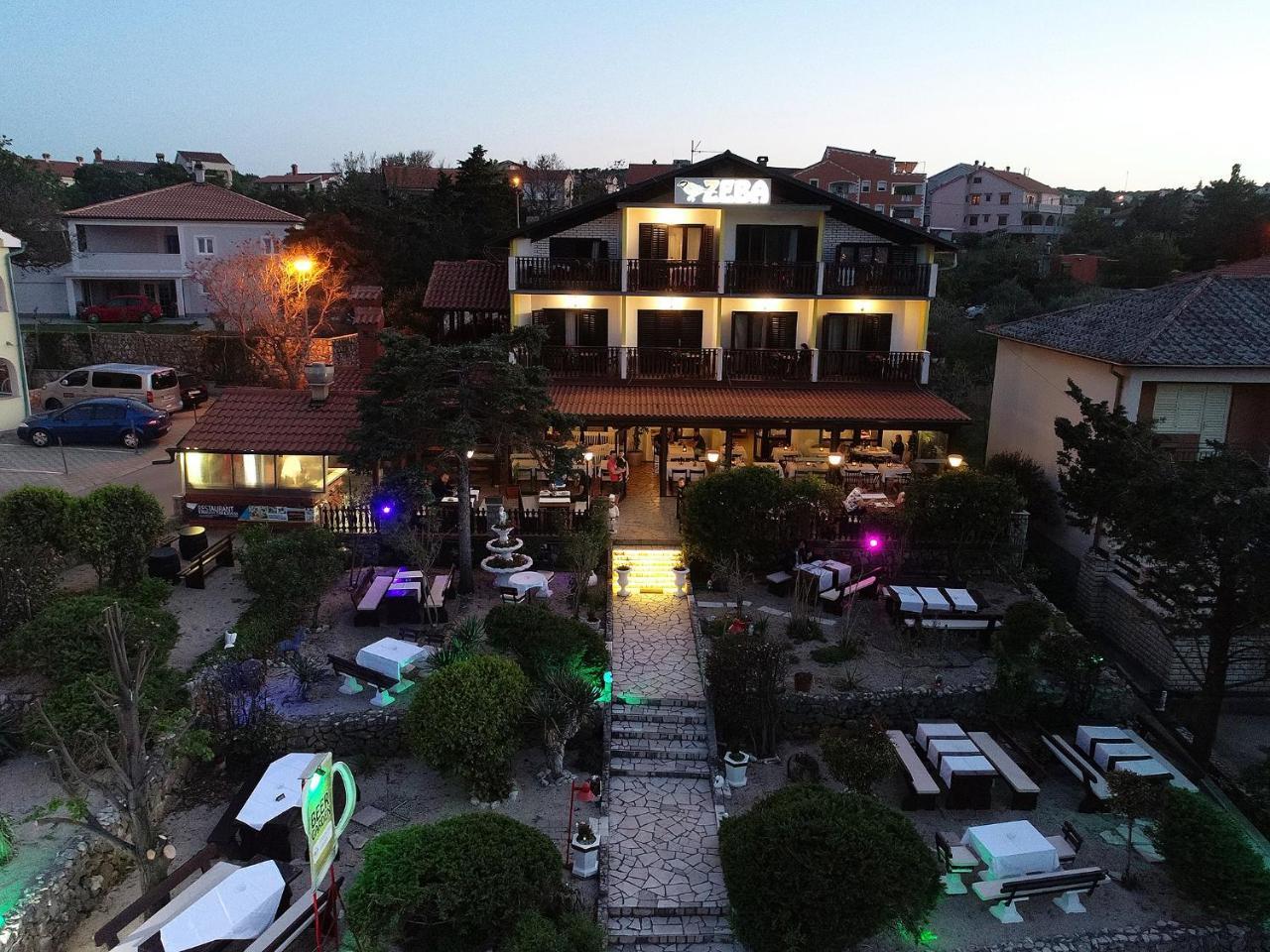 Guest House Zeba & Riviera Šilo Exteriér fotografie